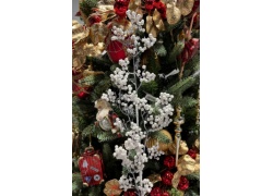 Новогодняя ветка с жемчугом 