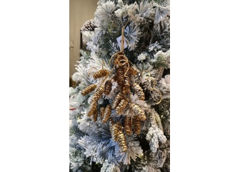 Новогодняя ветка в золоте 