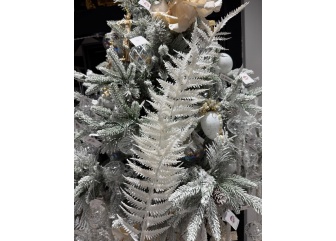 Новогодняя ветка папоротника